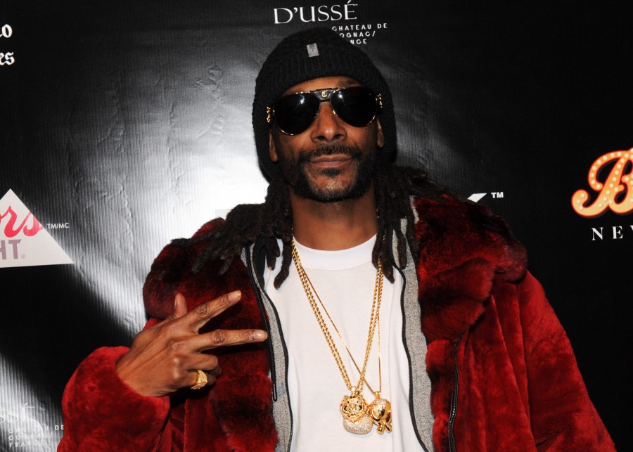 TORONTO, ON - FEBRUARY 12: DJ Snoopadelic A.K.A Snoop Dogg attends Bounce Sporting Club Presents The VIP Lounge At MAXIM's All Star Party on February 12, 2016 in Toronto, Canada. (Photo by Jag Gundu/Getty Images for Bounce Sporting Club)