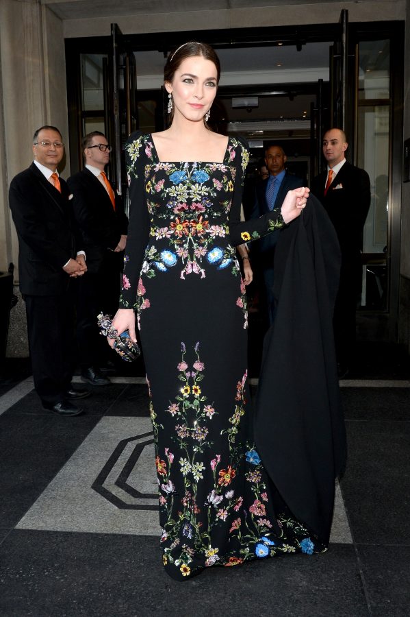 "NEW YORK, NY - MAY 02: Bee Shaffer leaves from The Mark Hotel for the 2016 "Manus x Machina: Fashion in an Age of Technology" Met Gala on May 2, 2016 in New York City. (Photo by Andrew Toth/Getty Images for Mark Hotel)"