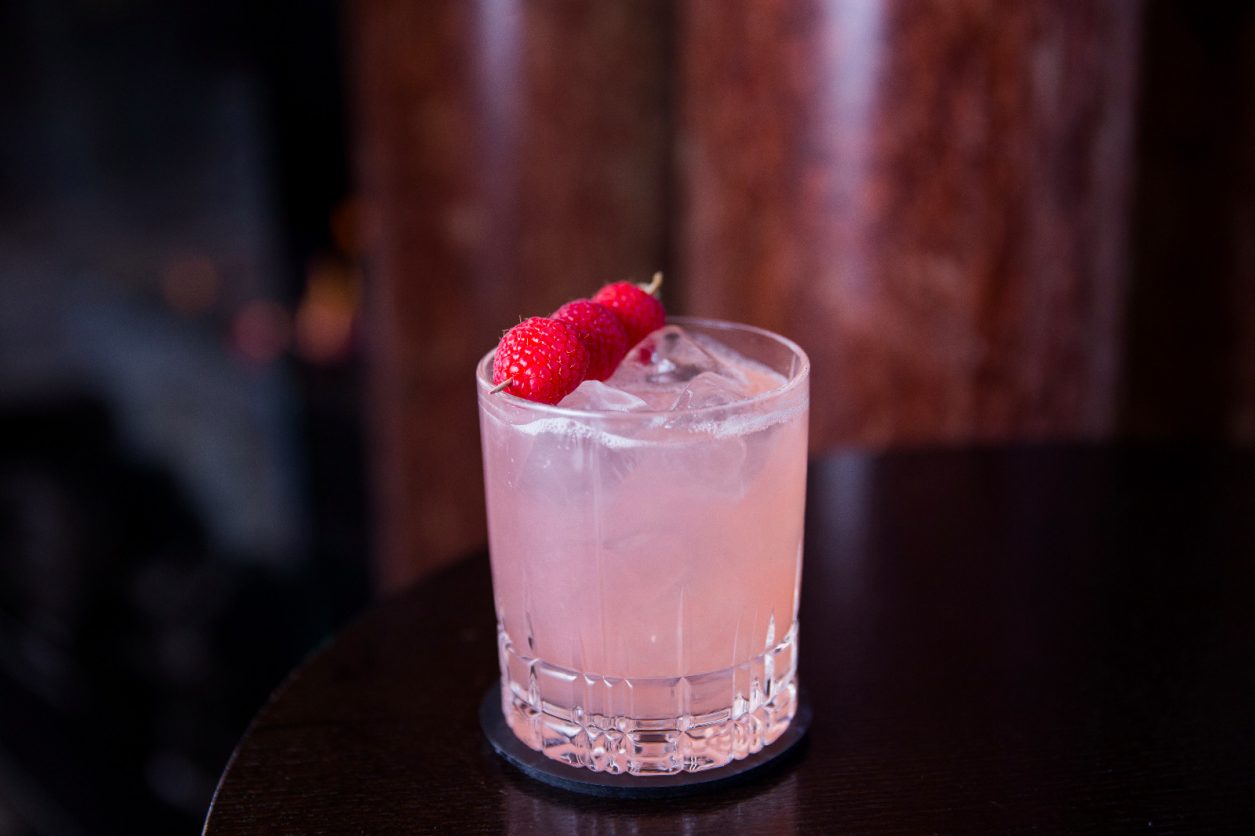 Sweet, Sexy Cocktails for Valentine’s Day at New York EDITION & Soho’s ...